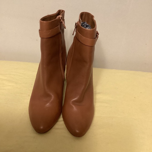 TED BAKER ANKLE BOOT SZ 41(EURO) - Picture 1 of 10